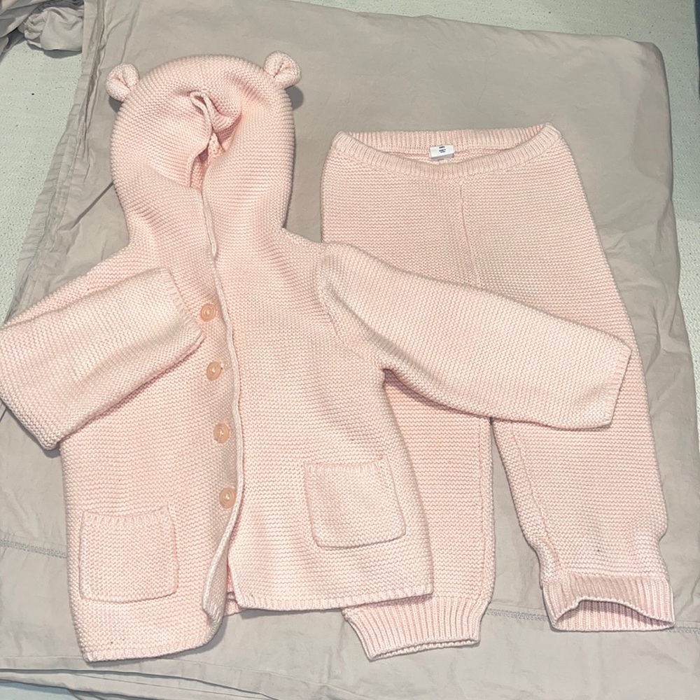 Baby GAP Baby Brannan Bear Pink Sweater and Pants Size 18-24 month